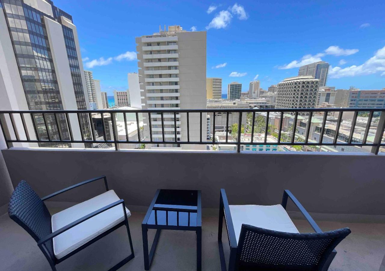 Ferienwohnung 1508- Heart Of Waikiki With Kitchen-Free Parking-King Bed-Corner Unit Honolulu Exterior foto