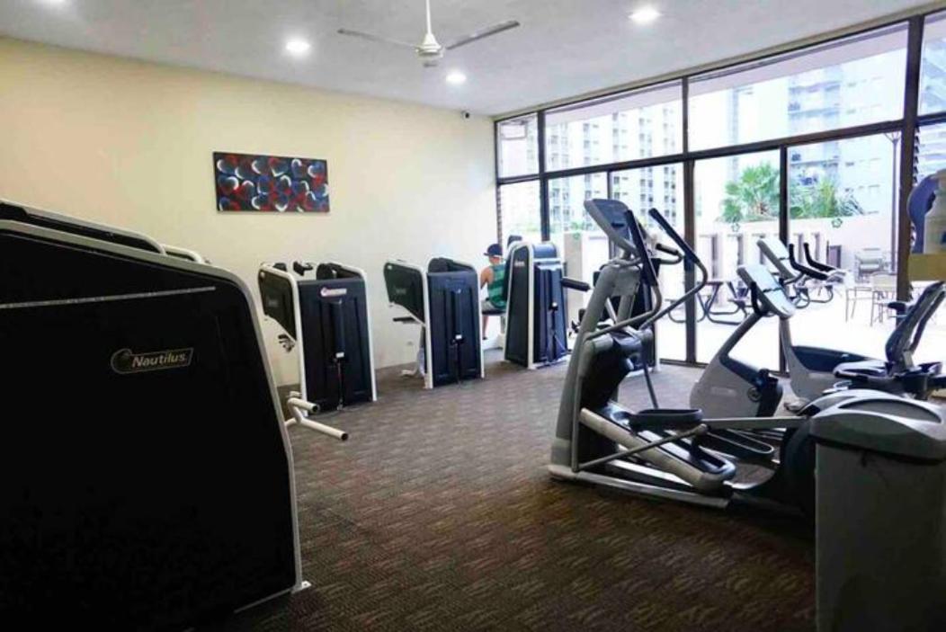 Ferienwohnung 1508- Heart Of Waikiki With Kitchen-Free Parking-King Bed-Corner Unit Honolulu Exterior foto
