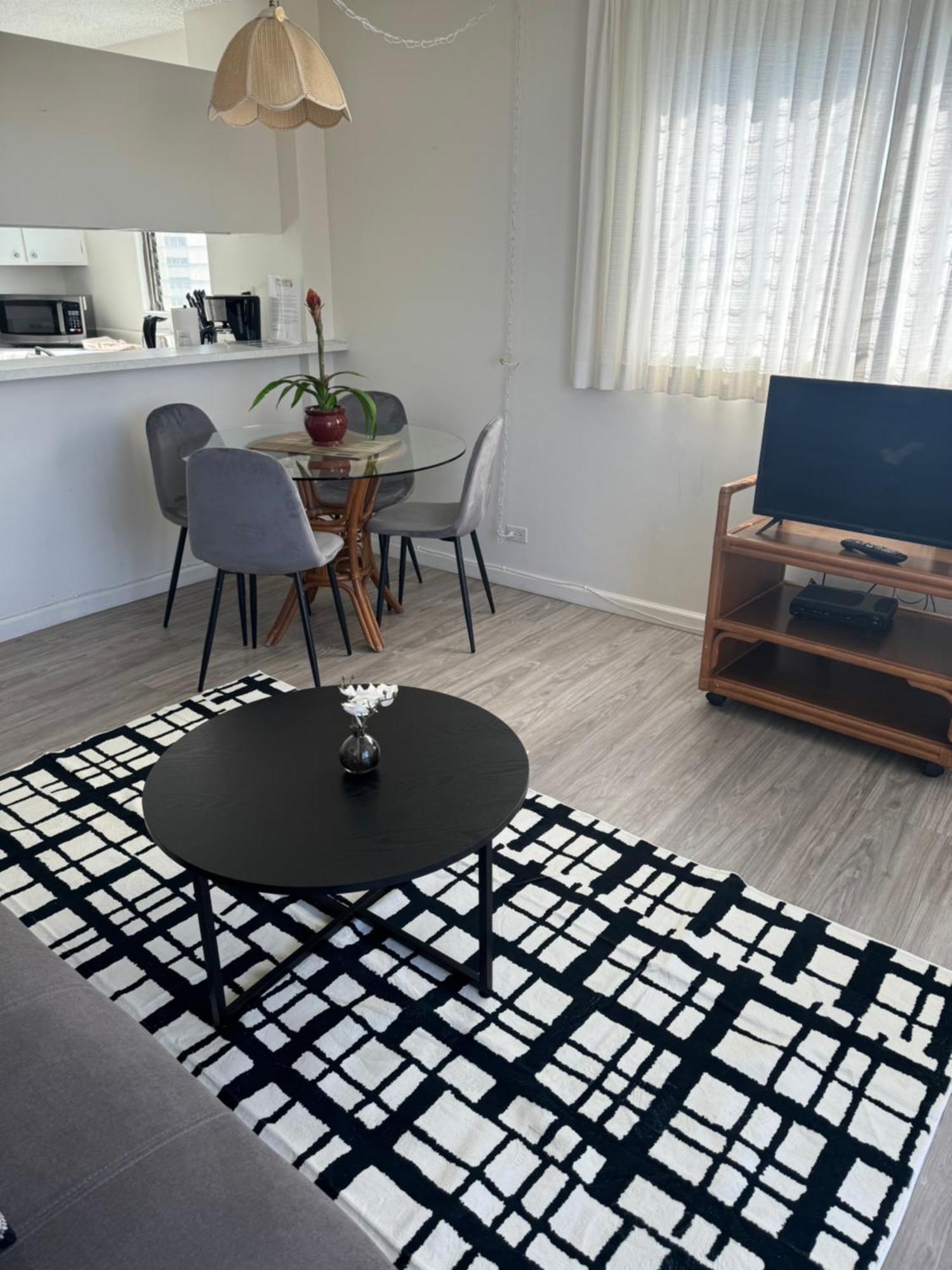 Ferienwohnung 1508- Heart Of Waikiki With Kitchen-Free Parking-King Bed-Corner Unit Honolulu Exterior foto